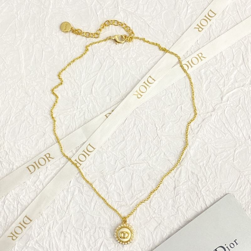 chr1st1an D10r necklaces